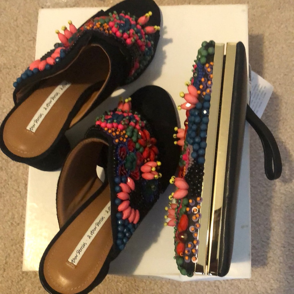Beautiful sandals with bag to match from the U.K.